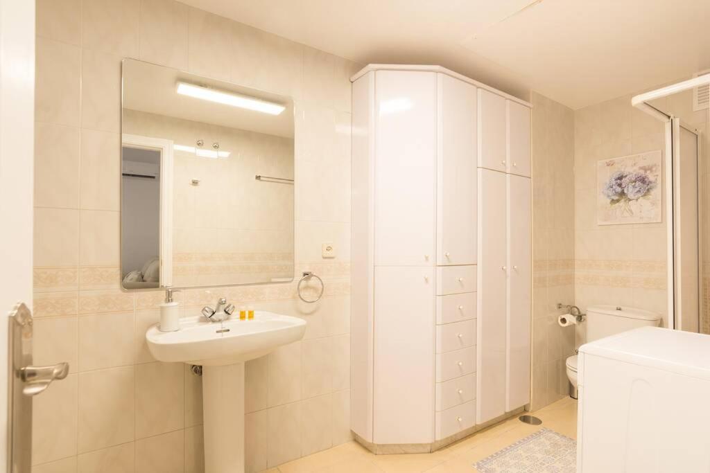 Tgh/ Malaga Centro Carreteria Lägenhet Exteriör bild