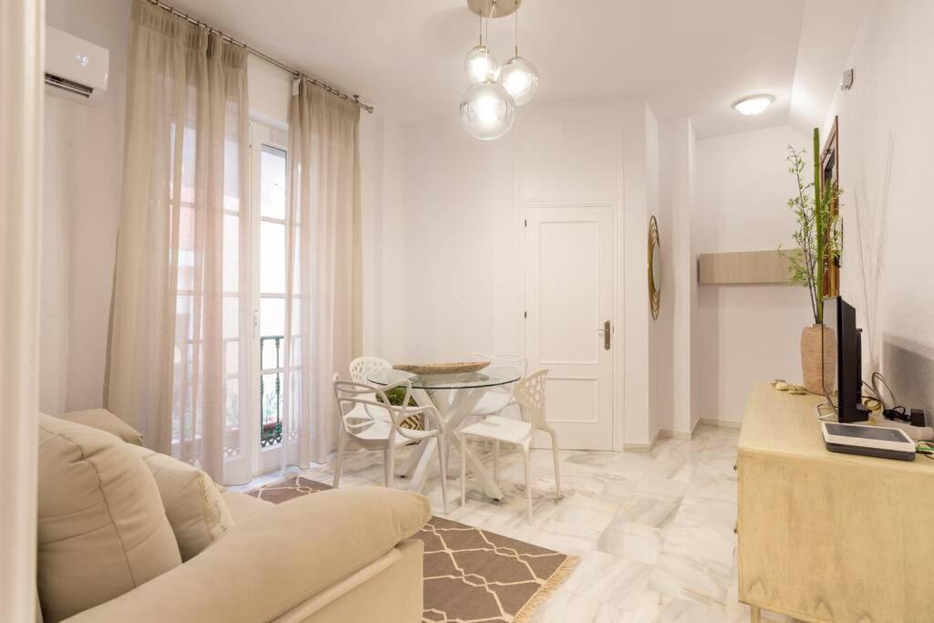Tgh/ Malaga Centro Carreteria Lägenhet Exteriör bild